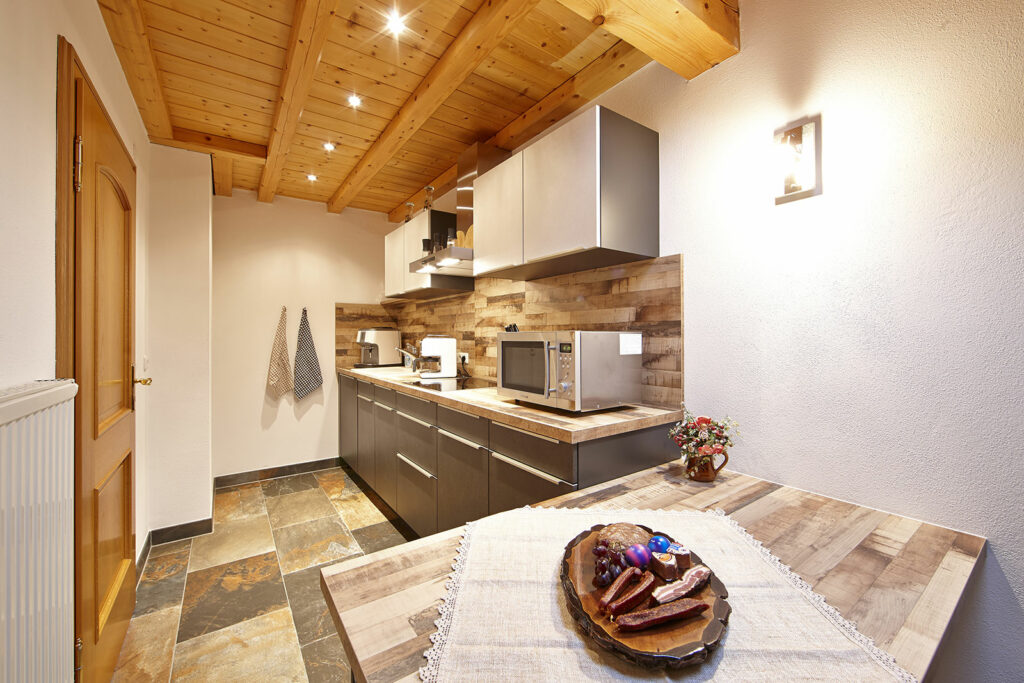 Küche und Brotzeit Ferienwohnung Karwendel